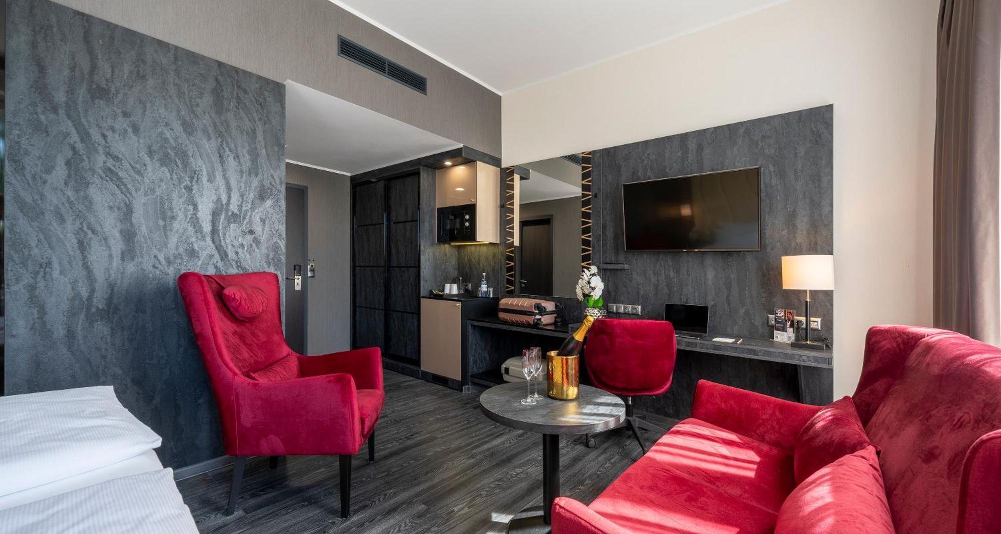 Hotel Plaza Schwerin; Sure Collection By Western 4*